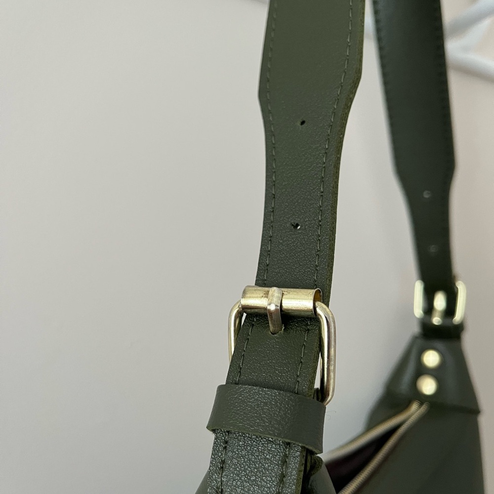 Elegant Olive Green Shoulder Bag - Picture 4 of 5